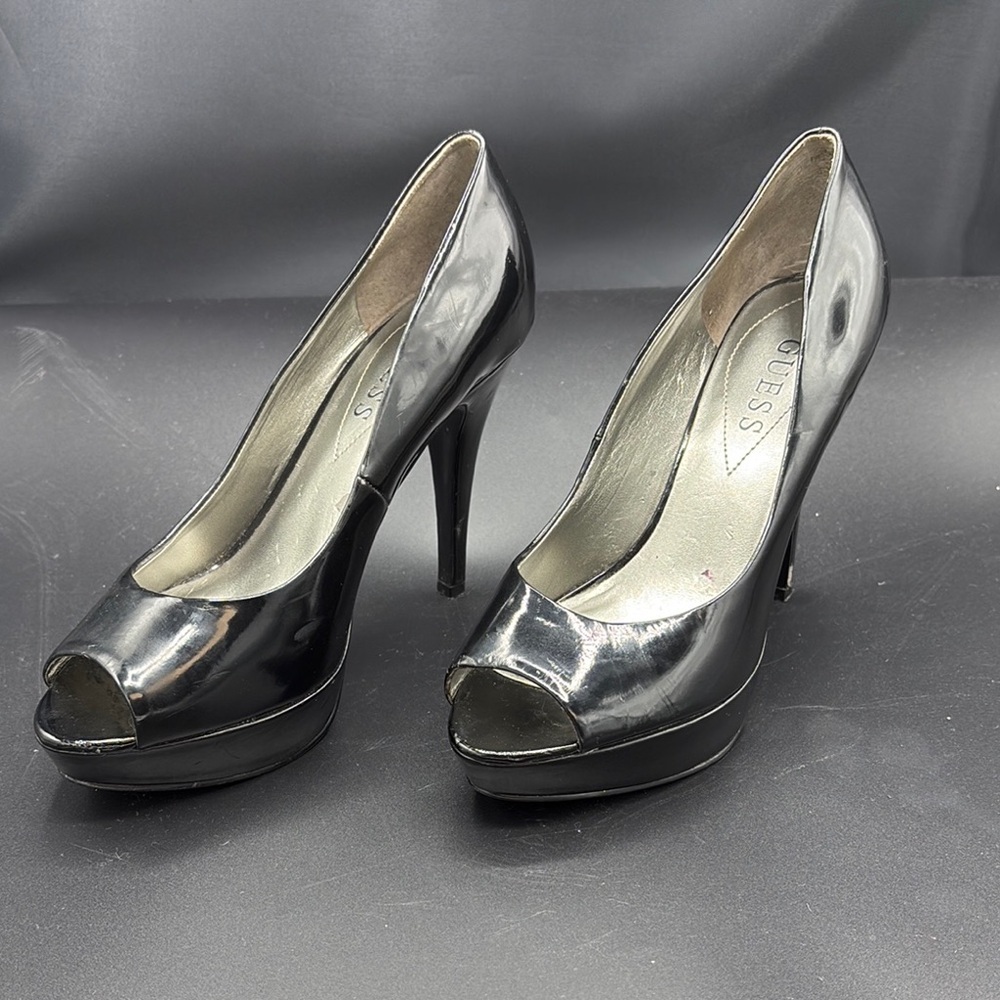 Guess Black Patent Leather Peep-Toe‎ Heels size 7